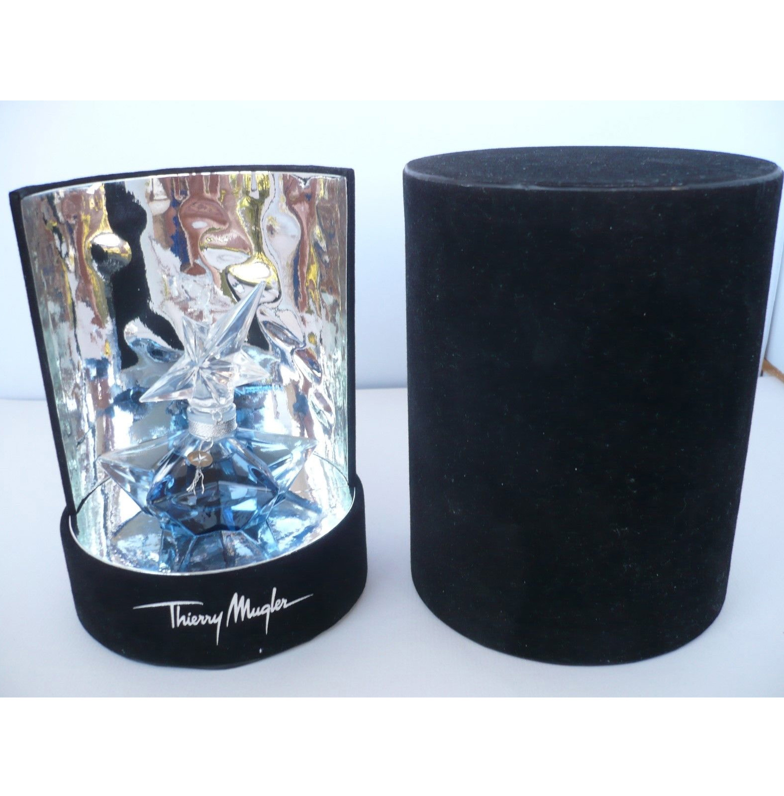 Black Velvet Luxury Box Mirror Packaging Thierry Mugler Angel Perfume Caprice de Star Ultimate Star (Etoile), 2007.