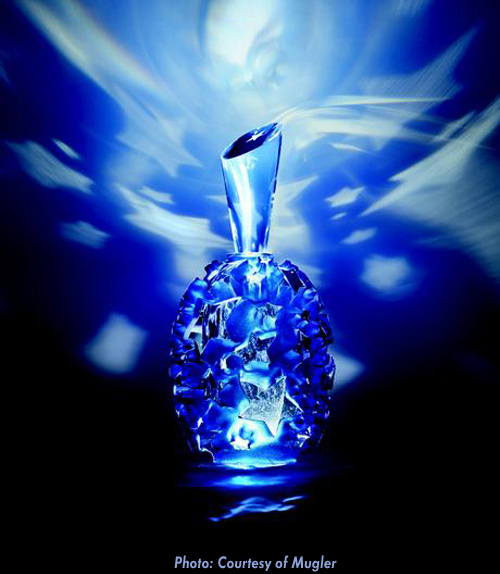 Thierry Mugler Angel Perfume Collector's Limited Edition Bottle 2018 2017 Clouds Cloud Egg Eggs Nuages Unique Art hand Glass Mouthblown Jean-Jacques Urcun Frederic Alary Advertisement Blue Stars Egg Silver oval