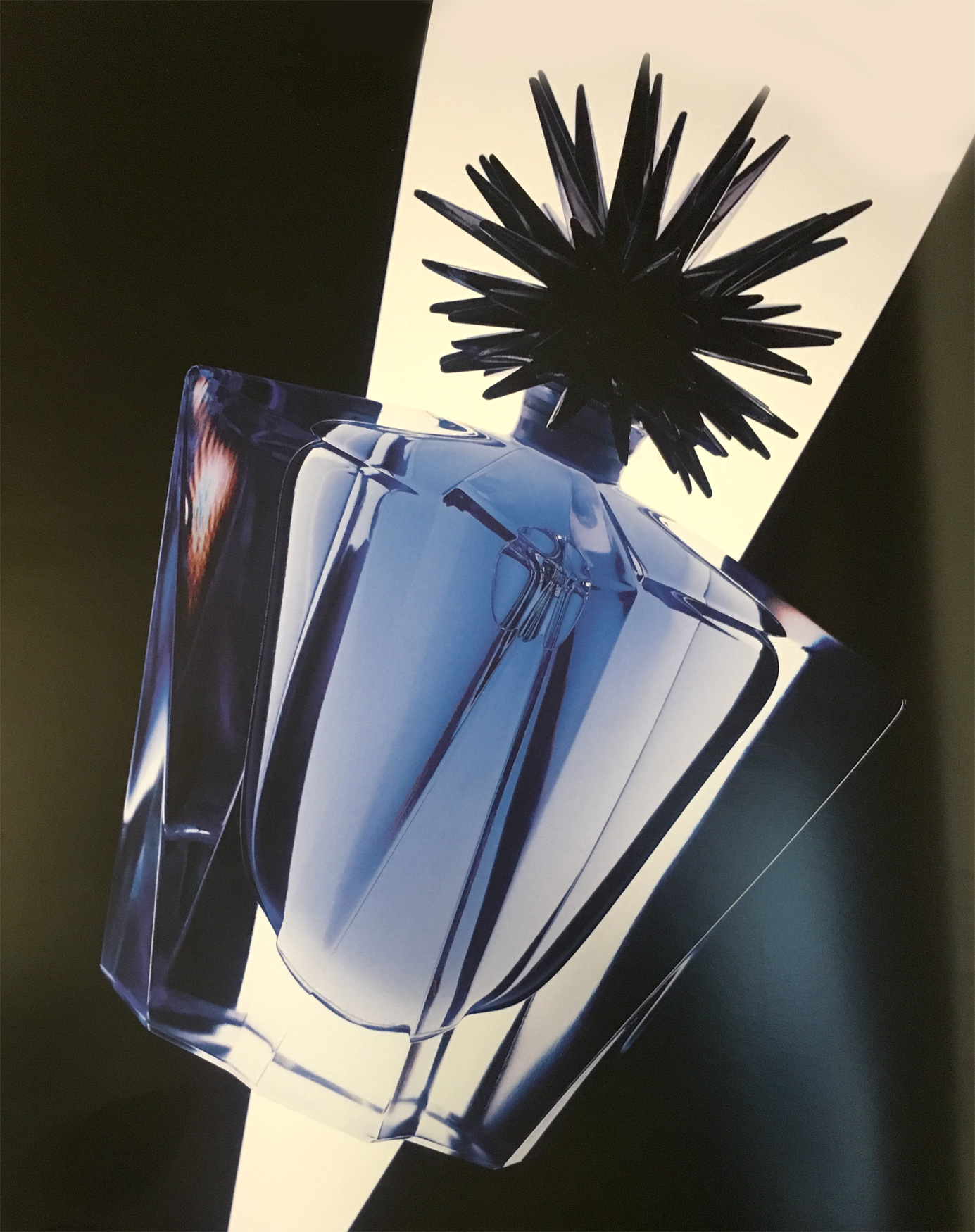 Scan of Mugler Brotchure promoting the Glamour Collection of Purse Spray and Star Etoile Bottle of 1998.