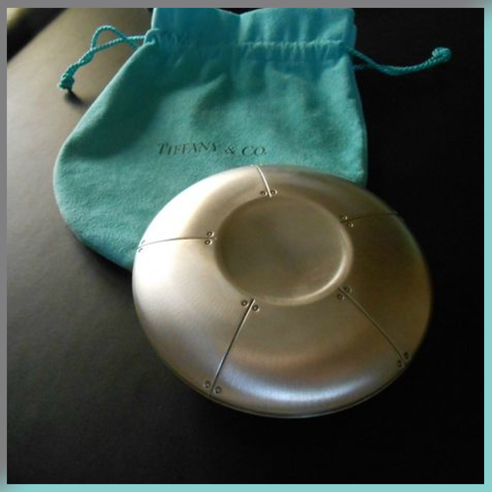 Paperweight Desk Pillbox Tiffany & and Co. Streamerica Sterling Silver Collection 2002 .925