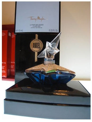 Thierry Mugler Angel Perfume La Part des Anges Angels Star (Etoile), 2007. Swarovski Crystals. Bottle Collecting Box Cuvee Cognac