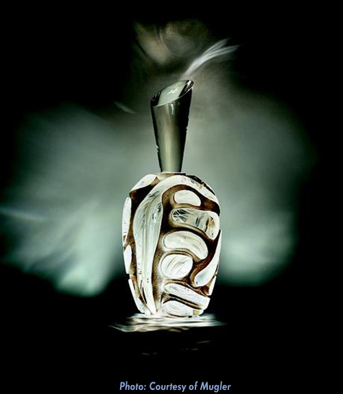 Thierry Mugler Angel Perfume Collector's Limited Edition Bottle 2018 2017 Clouds Cloud Egg Eggs Nuages Unique Art hand Glass Mouthblown Jean-Jacques Urcun Frederic Alary Advertisement White Silver Swils