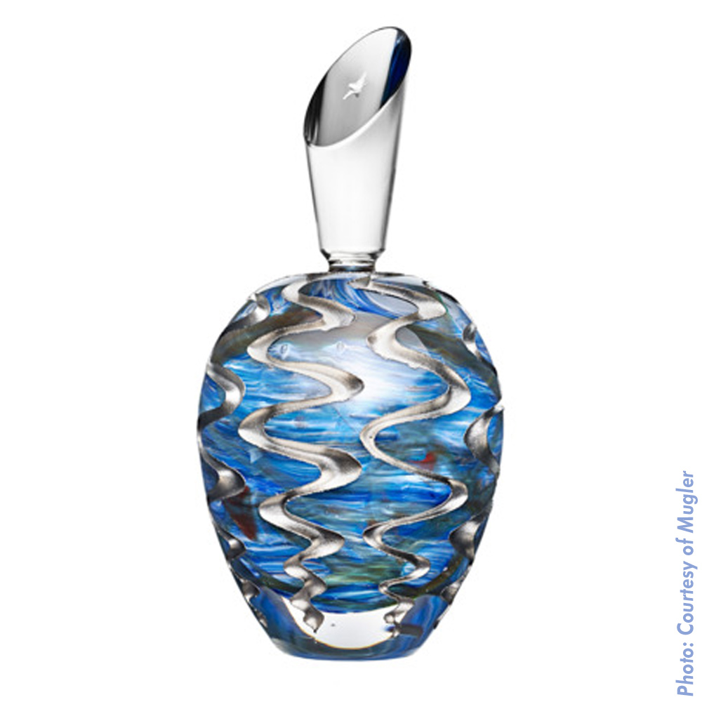 Thierry Mugler Angel Perfume Collector's Limited Edition Bottle 2018 2017 Clouds Cloud Egg Eggs Nuages Unique Art hand Glass Mouthblown Jean-Jacques Urcun Frederic Alary Blue Silver Swirls Zig Zag Waves