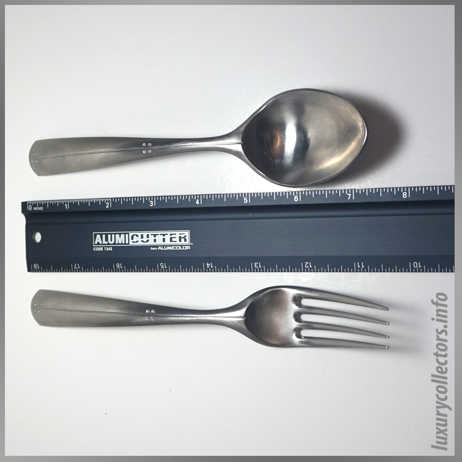 Streamerica Tiffany & Co. Flatware Place Setting Cutlery Stainless Steel Fork Knife Spoon Tableware Measurements 2000