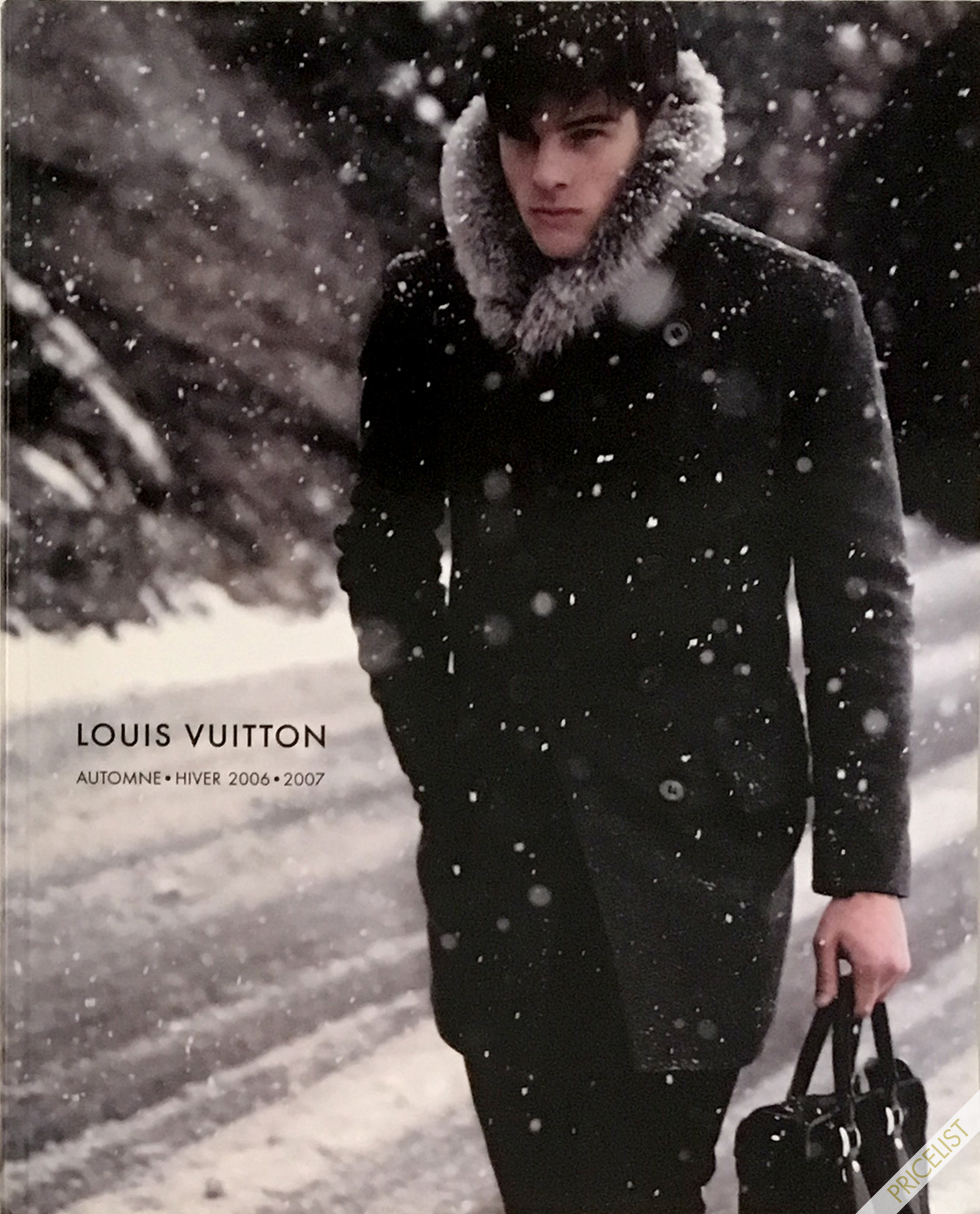 Louis Vuitton Paris Fashion Catalog Fall Winter Pret a Porter Ready to Wear RTW Cover Automne - Hiver Marc Jacobs Men Homme 2006 - 2007 Fox Fur Coat